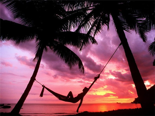 尚义县凉拖鞋加盟投资创业哪些项目有优势，凉拖鞋厂要投资多少钱